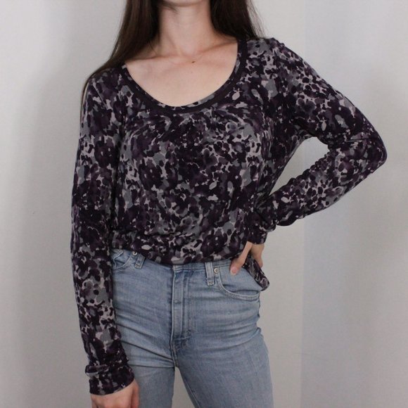 *Jessica Purple Long Sleeve Scoop Neck Top - Picture 1 of 5